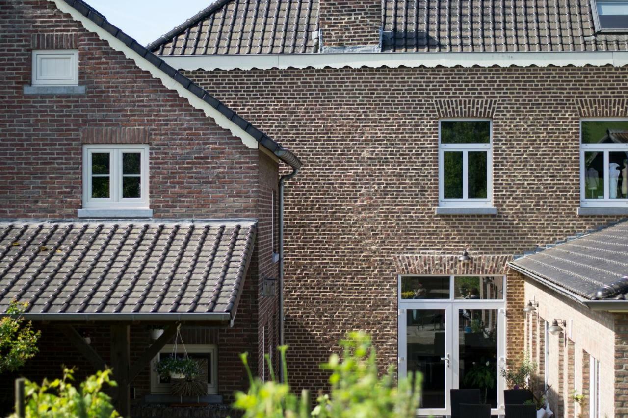 Bed & Breakfast Huize Mesch Eijsden Eksteriør billede